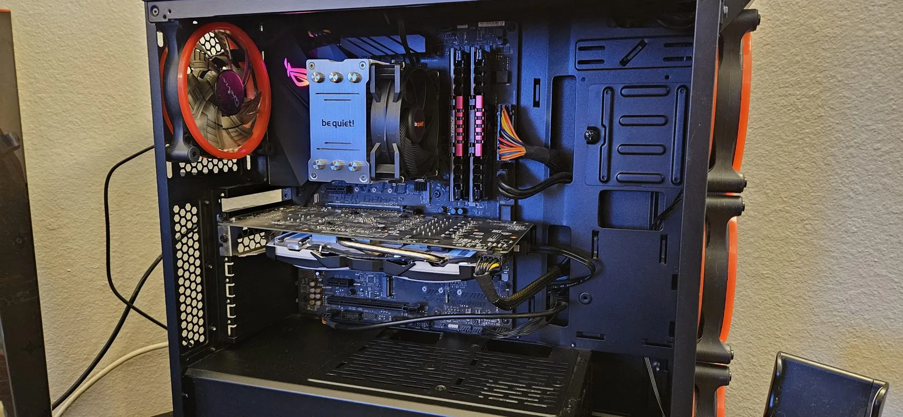 Inside the rebuilt PC: ROG Strix board, be quiet! cooler and the RX 580