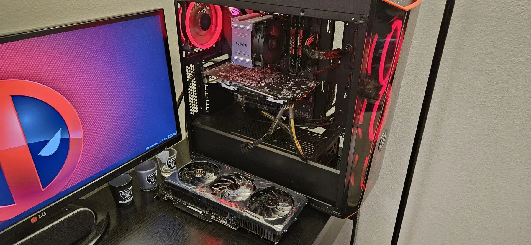 The Arc A770 next to the old RX 580 during the swap